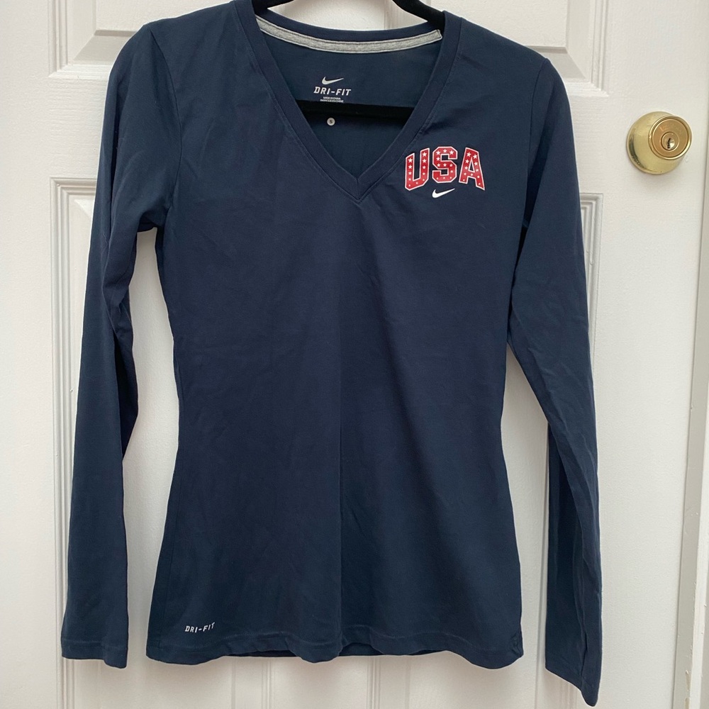 NWOT Nike Women's Team USA Navy Long Sleeve Dri-Fit Tee - Small